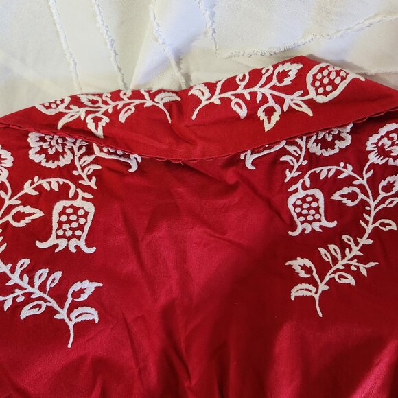 Anthropologie Elevenses Size 6 Red Embroidered Short Sleeve Shirtwaist - Picture 8 of 9